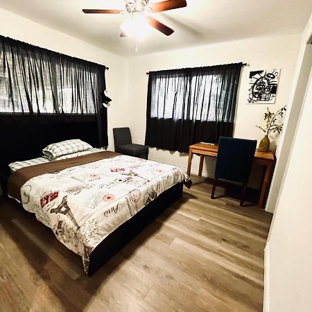 Cozy Private Bed & Bath Near Medical Center, Galleria And Dt Houston Esterno foto